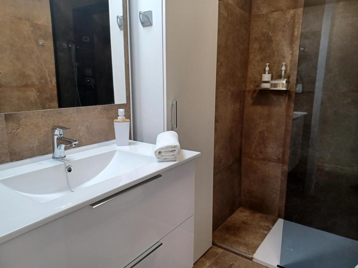 Apartamento Acogedor Junto A Calle Betis, Triana-Los Remedios Séville Extérieur photo