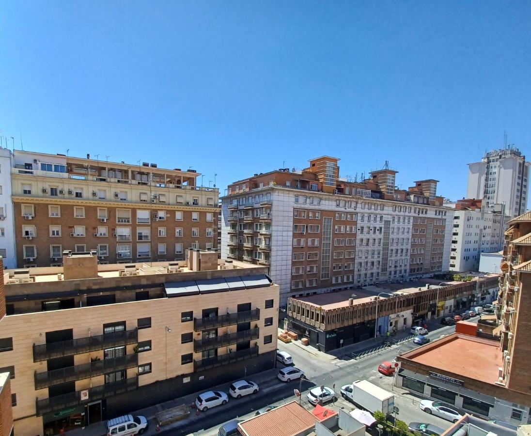 Apartamento Acogedor Junto A Calle Betis, Triana-Los Remedios Séville Extérieur photo