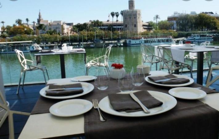 Apartamento Acogedor Junto A Calle Betis, Triana-Los Remedios Séville Extérieur photo
