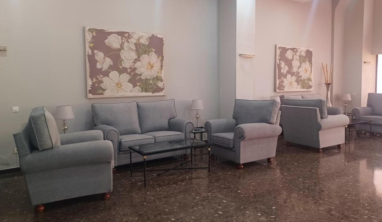 Apartamento Acogedor Junto A Calle Betis, Triana-Los Remedios Séville Extérieur photo